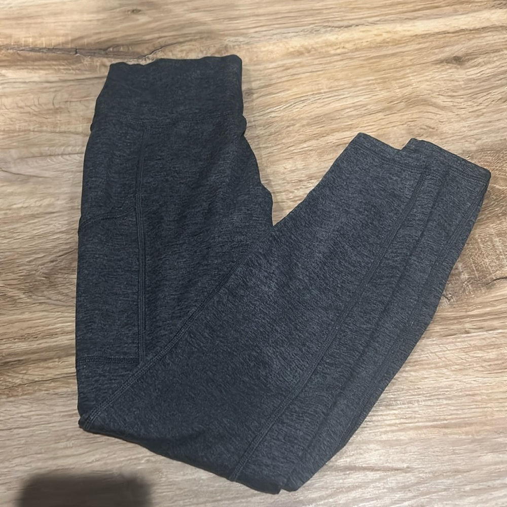 Aerie leggings with pockets.Size Small